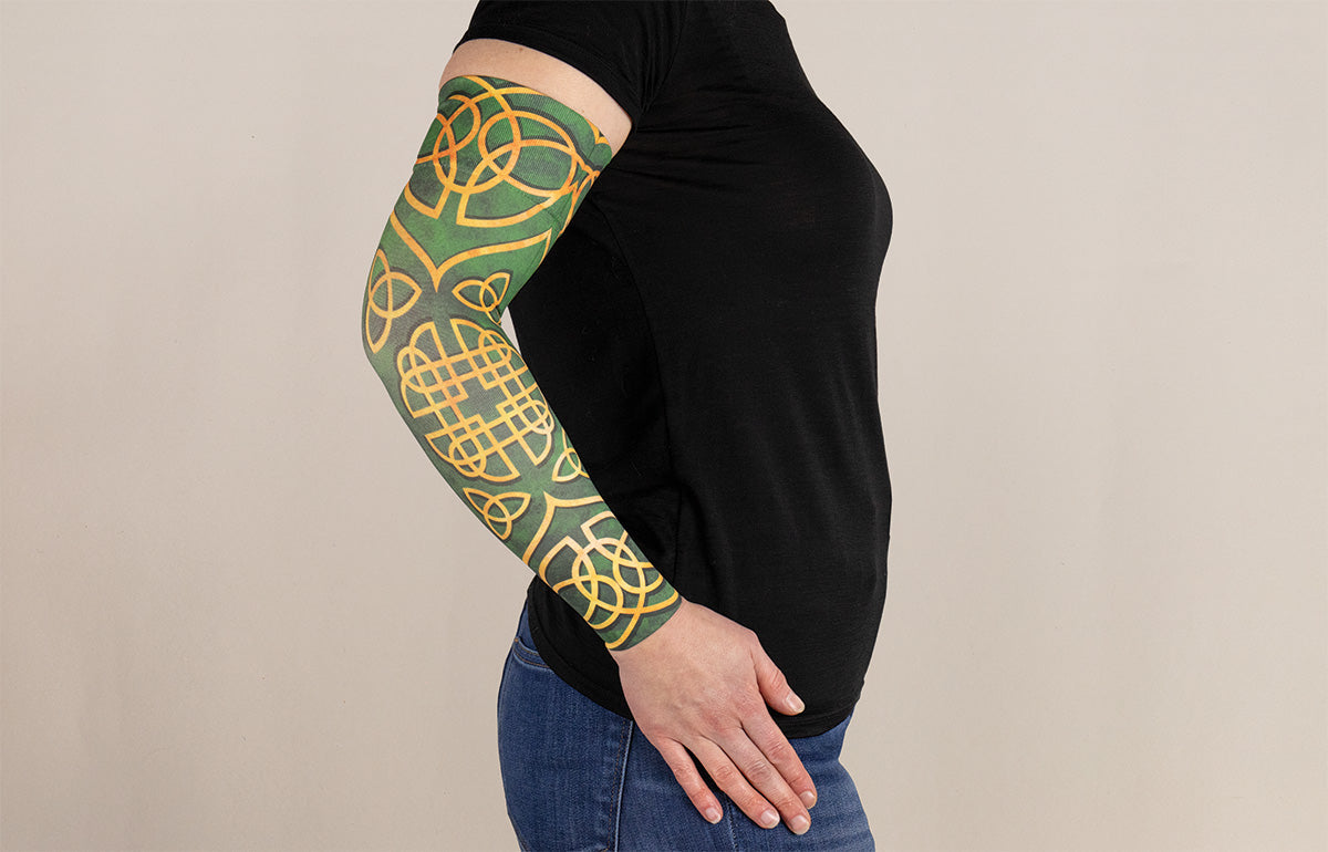 Lucky Gradient Compression Arm Sleeve