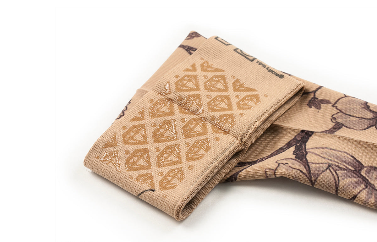 Magnolia Gradient Compression Arm Sleeve