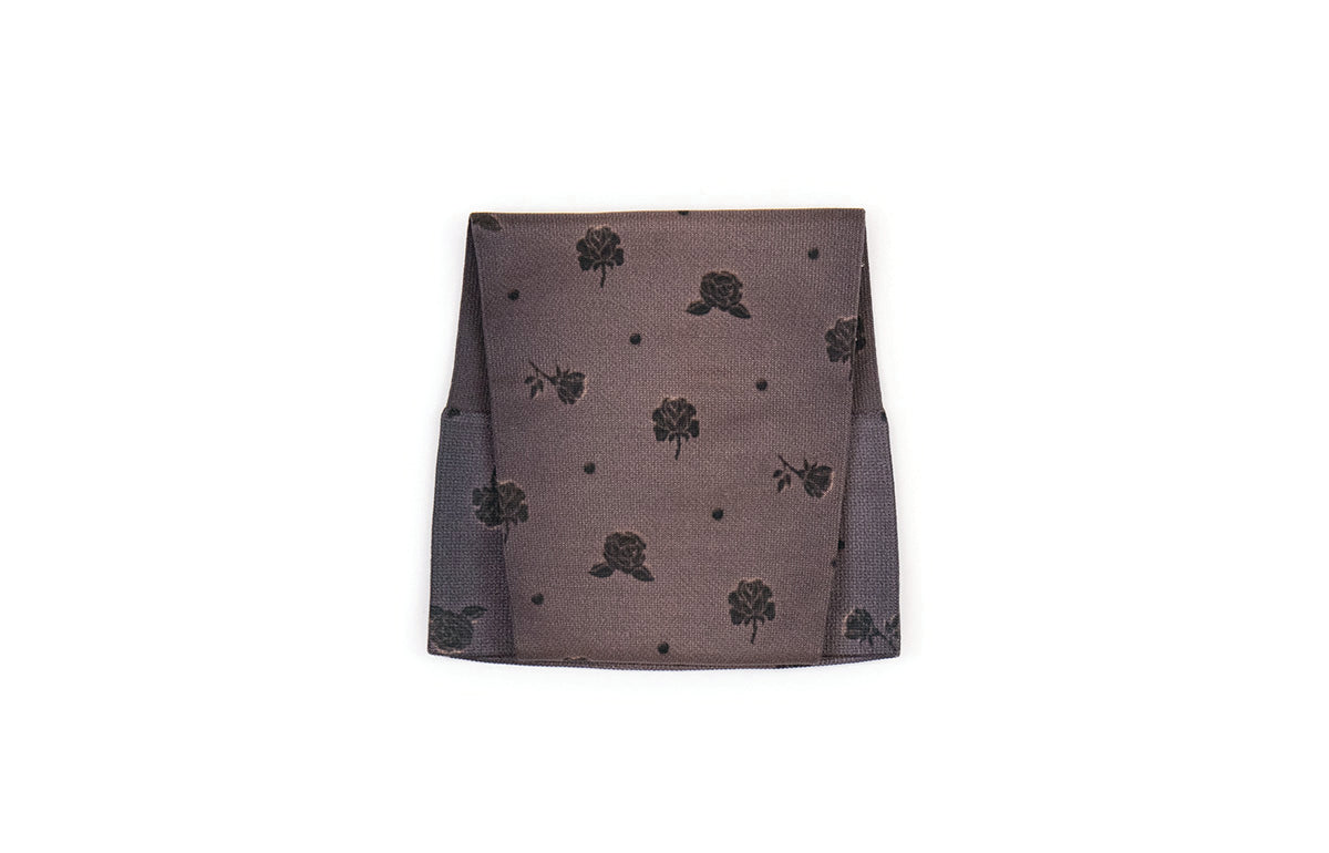 Rose Noir Beige Gradient Compression Arm Sleeve