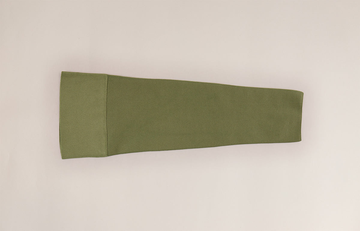 Olive Gradient Compression Arm Sleeve