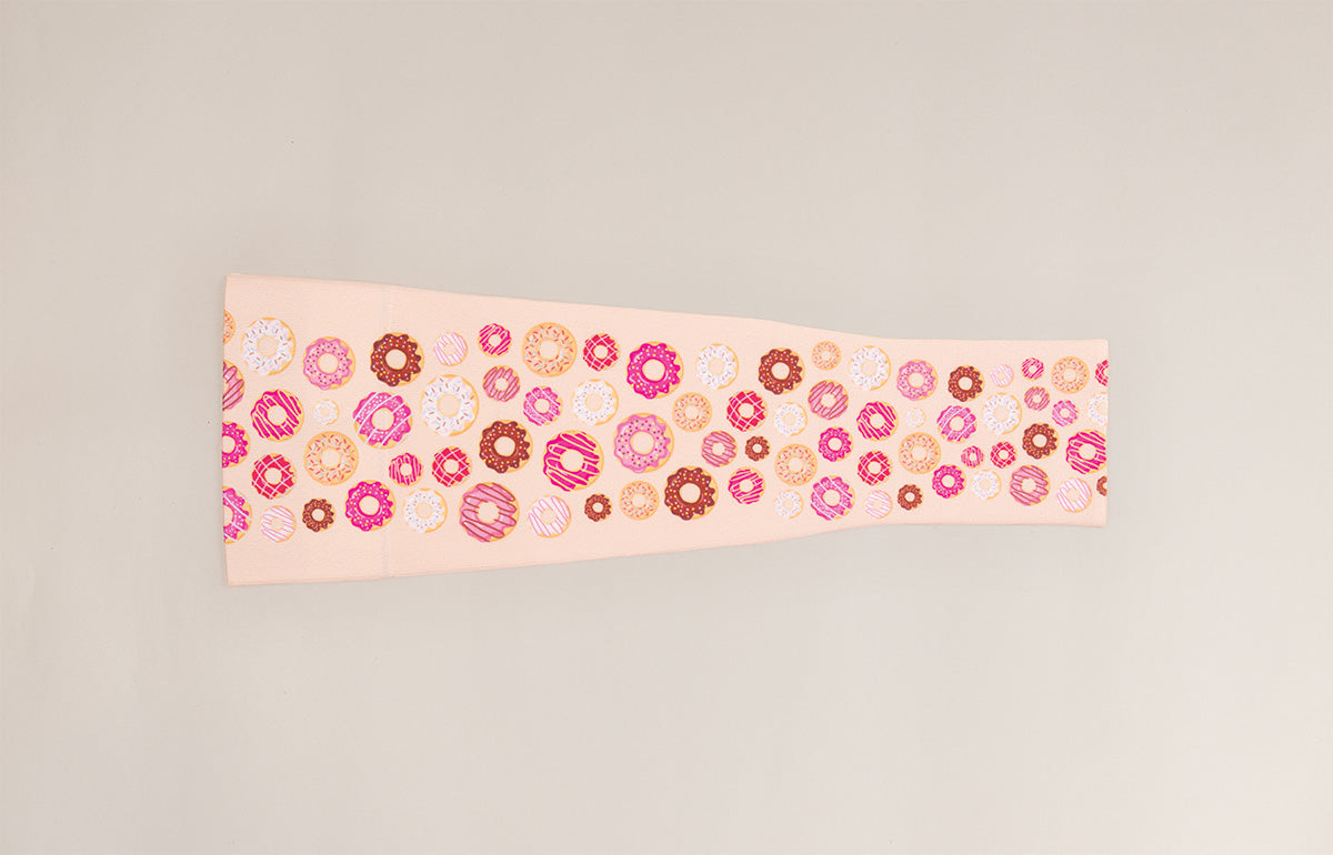 Sweet Tooth Gradient Compression Arm Sleeve