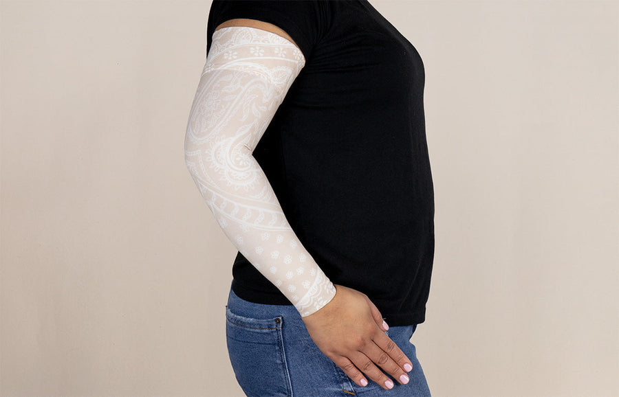 Daisy Fair Gradient Compression Arm Sleeve