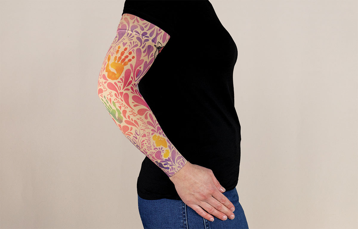 Heartprints Gradient Compression Arm Sleeve