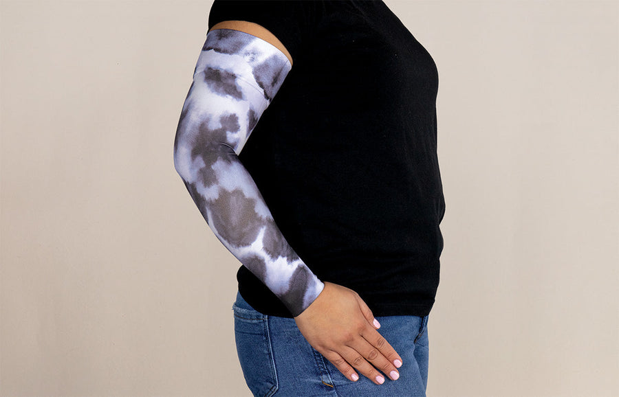 Indigo Gradient Compression Arm Sleeve