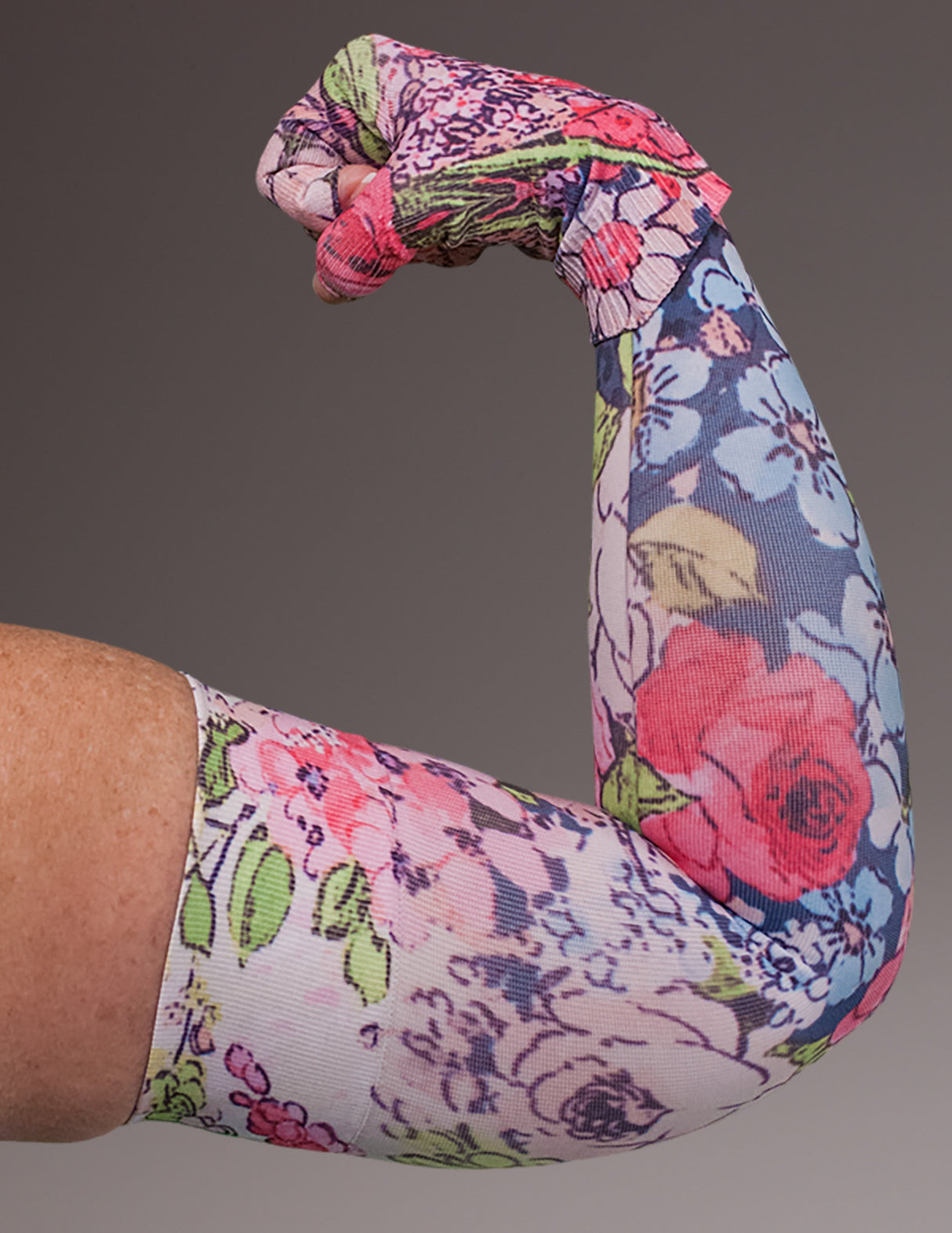 Bloomin Betty Dark Gradient Compression Arm Sleeve