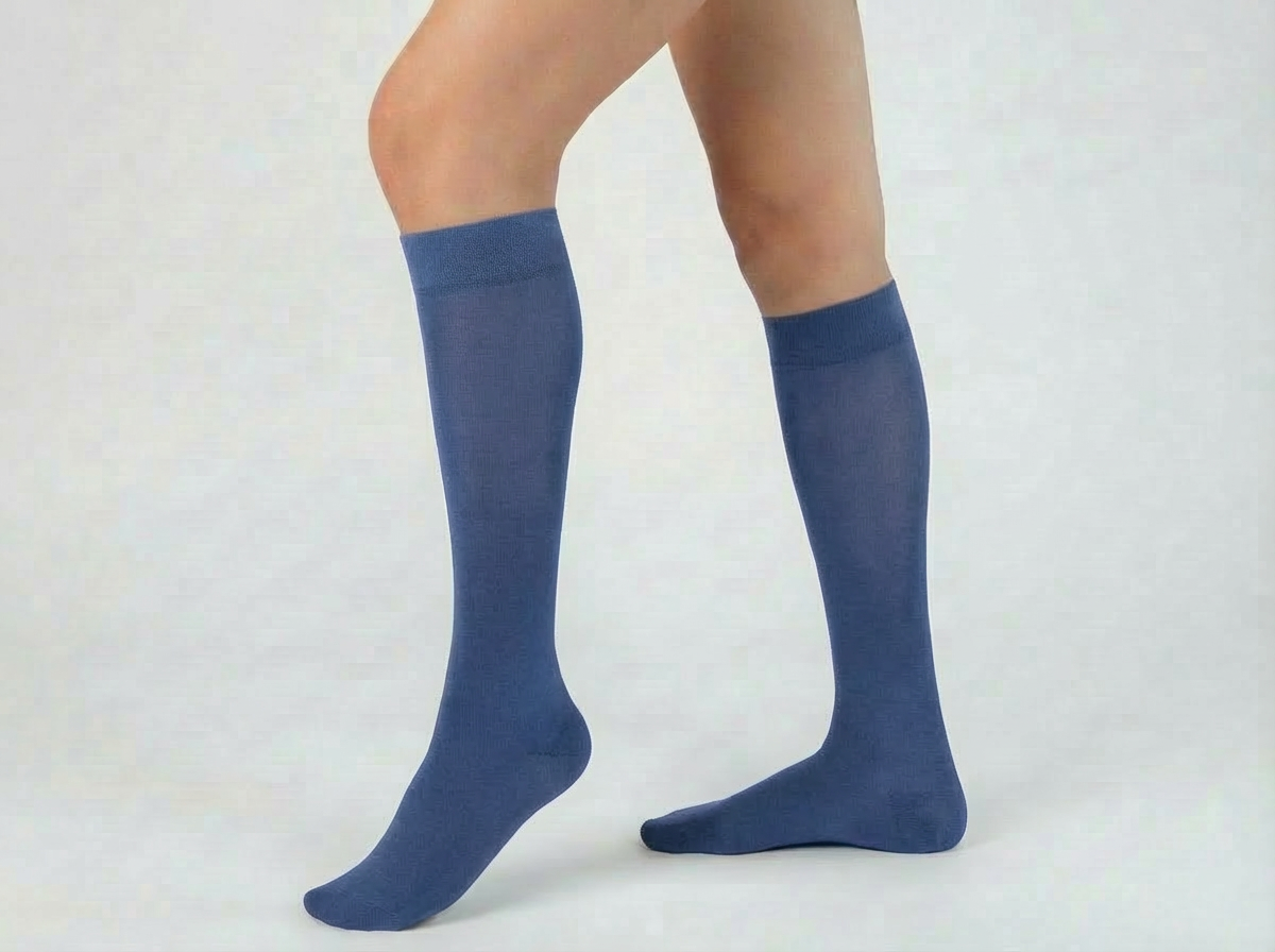 20-30 mmHg Knee High - Closed Toe