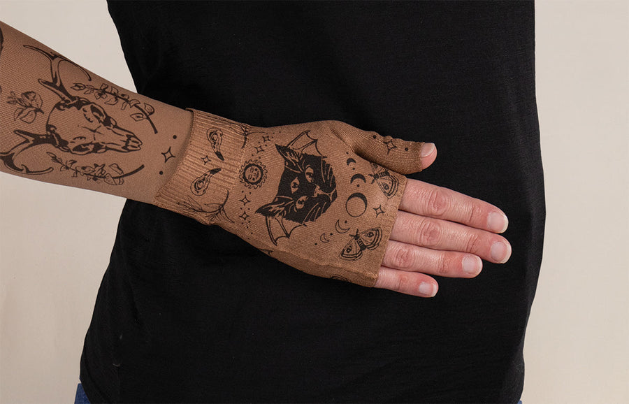 Oddities Mocha Gradient Compression Gauntlet