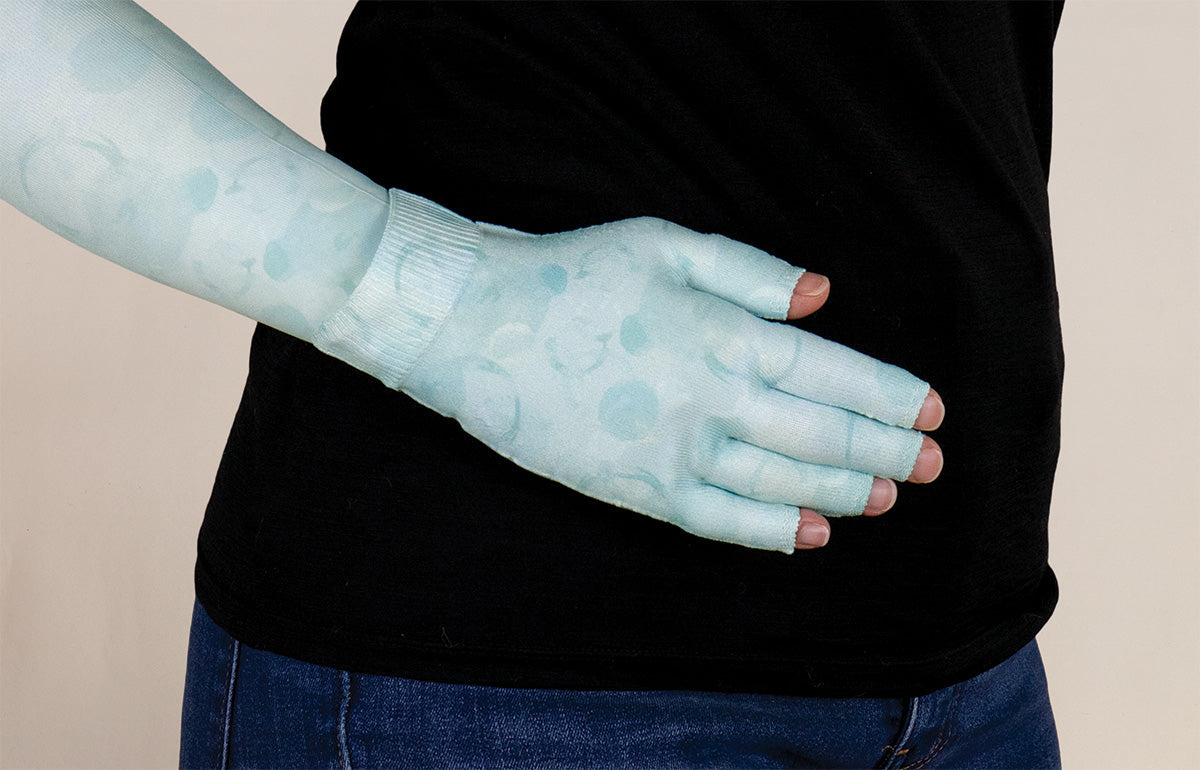 Bubbles Gradient Compression Glove