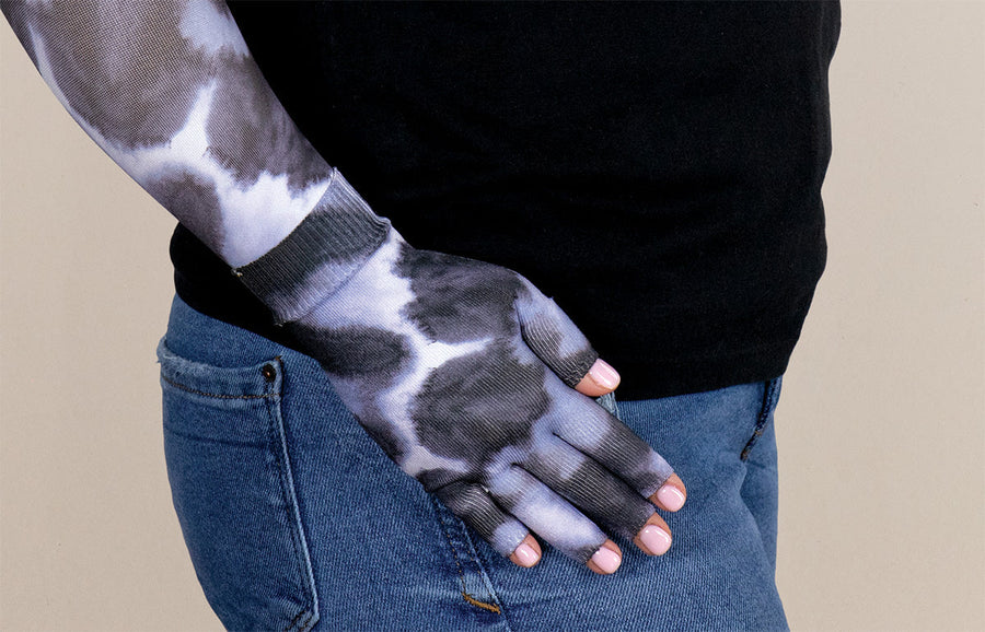 Indigo Gradient Compression Glove