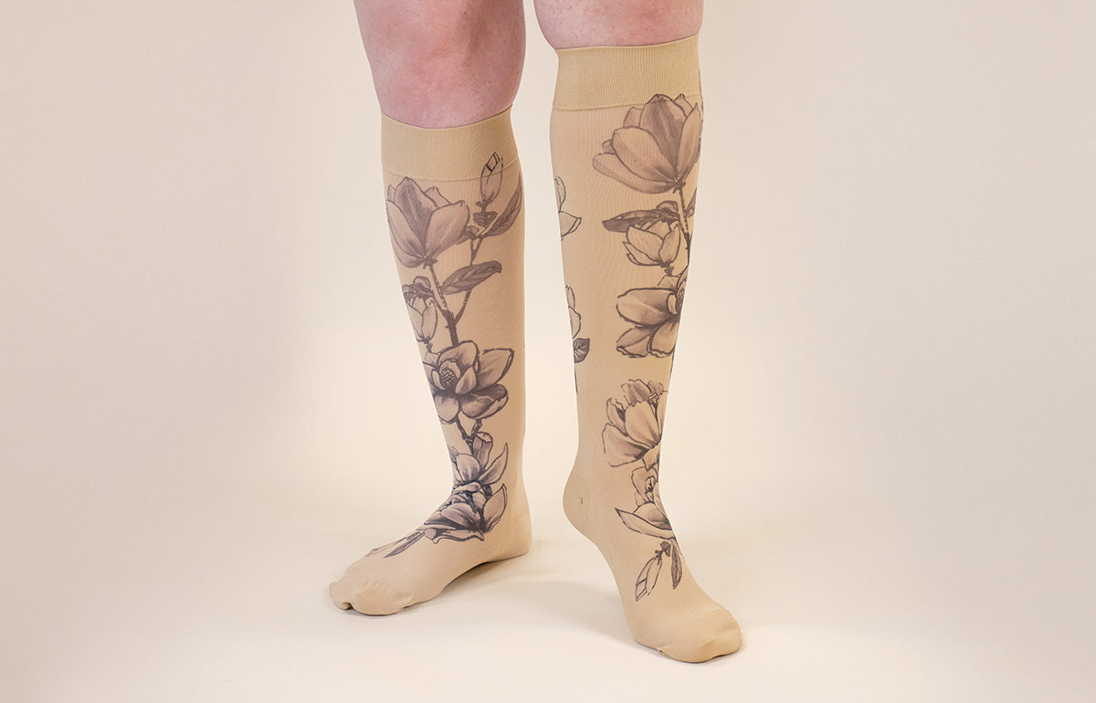 Magnolia Beige Gradient Compression Socks
