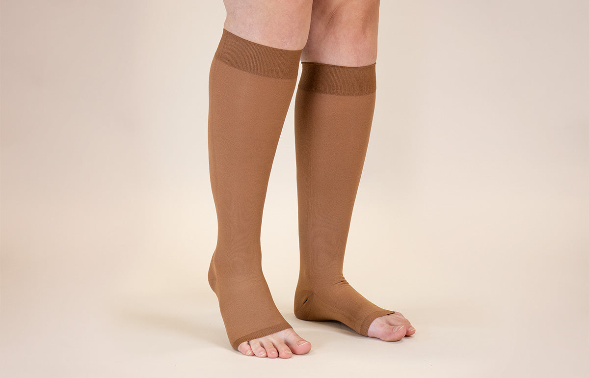 Mocha Gradient Compression Socks