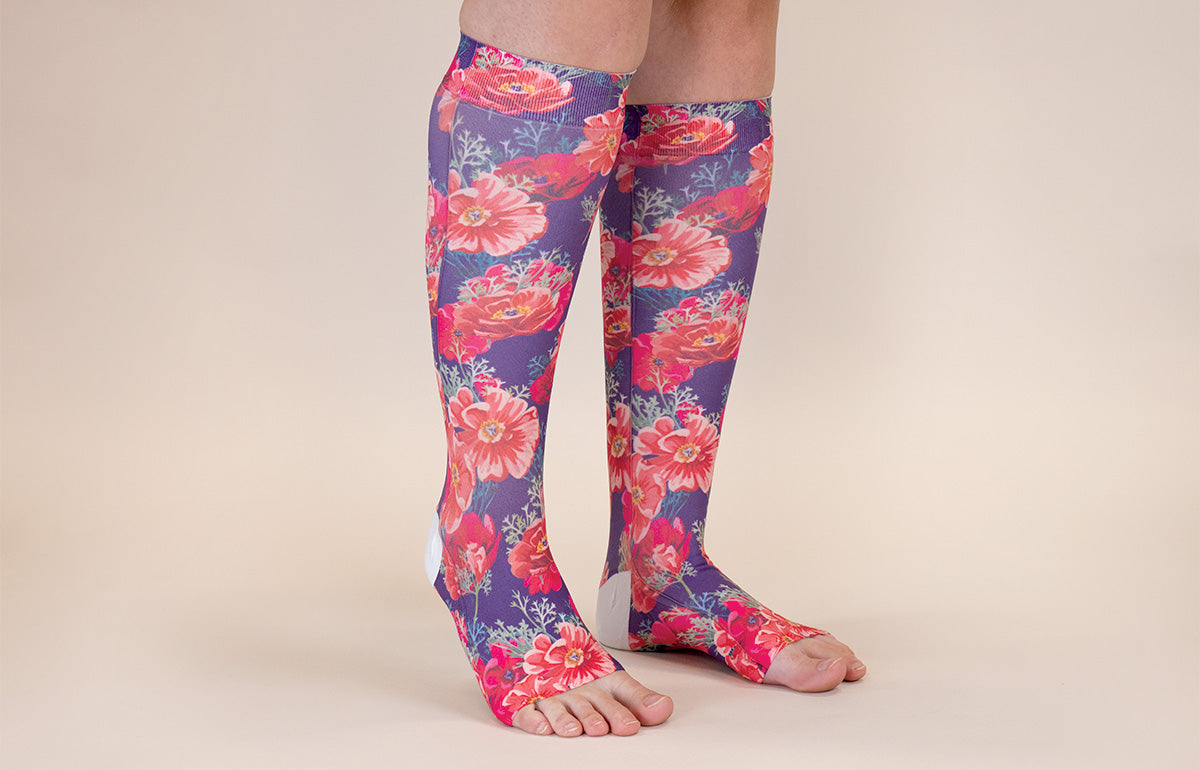 Poppy Gradient Compression Socks